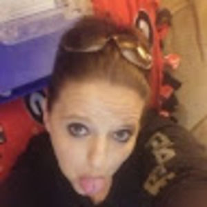 Meet your Posher, Angie